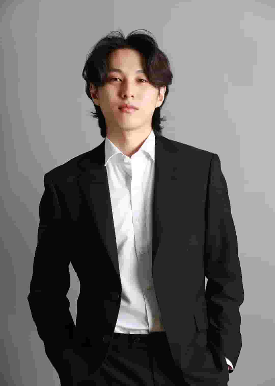 profile-image